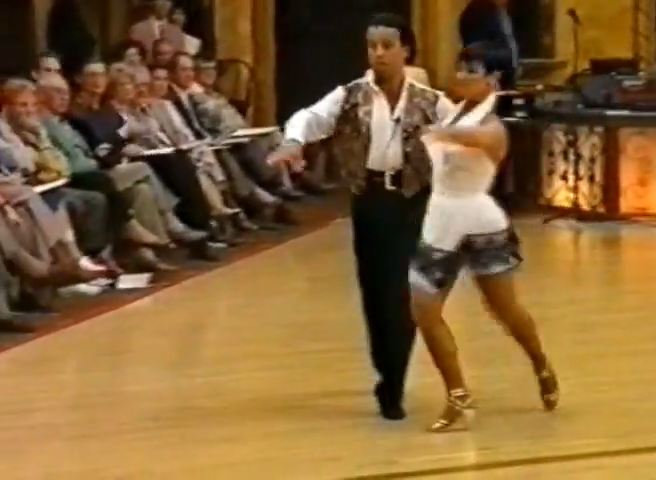 07 BDF94 Johan and Nadia Eftedal Samba Choreography 1-10 screenshot.png